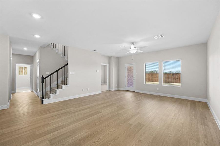 Spacious, unfurnished interior of a new home in Windmore, Princeton (Image 24).