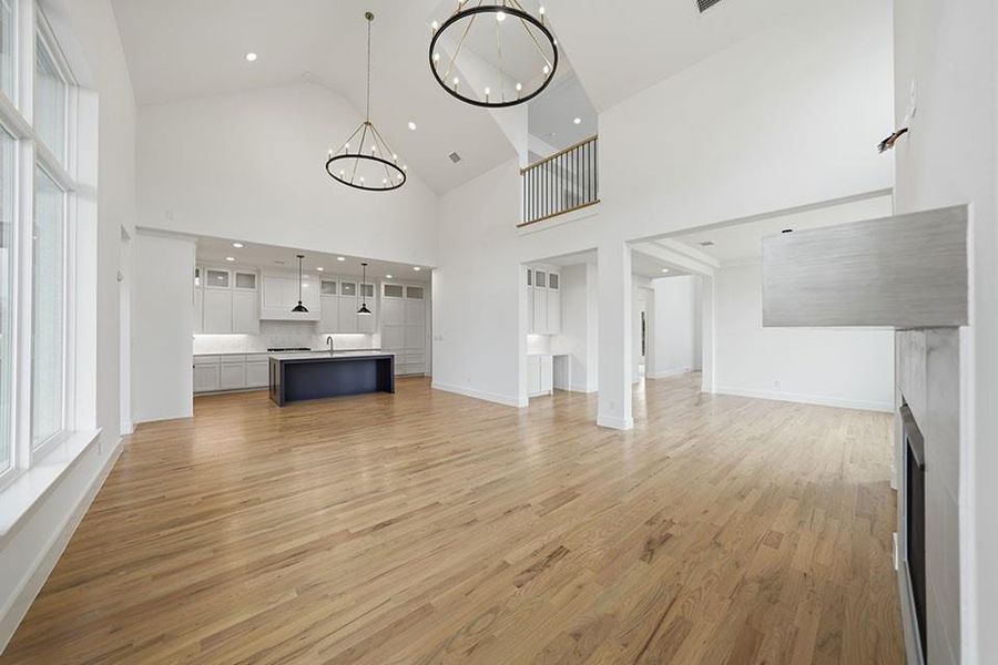 Spacious, unfurnished interior of a new home in Custer Ridge Estates, Allen (Image 31). Spacious, unfurnished interior of a new home in Custer Ridge Estates, Allen (Image 31).