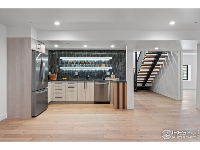 Basement wet bar