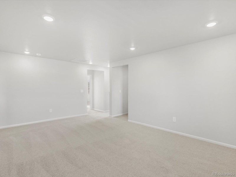 Spacious, unfurnished interior of a new home in Revere at Johnstown, Johnstown (Image 20).