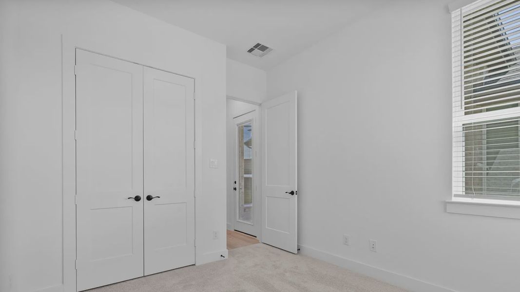 Spacious, unfurnished interior of a new home in Blue Heron, Mont Belvieu (Image 26). Spacious, unfurnished interior of a new home in Blue Heron, Mont Belvieu (Image 26).