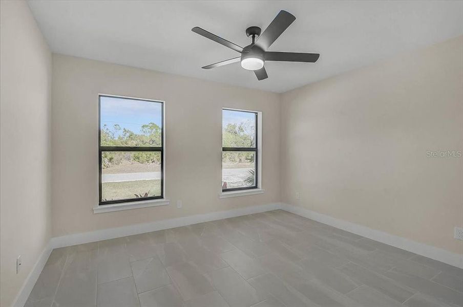 Spacious, unfurnished interior of a new home in , Rotonda West (Image 15).