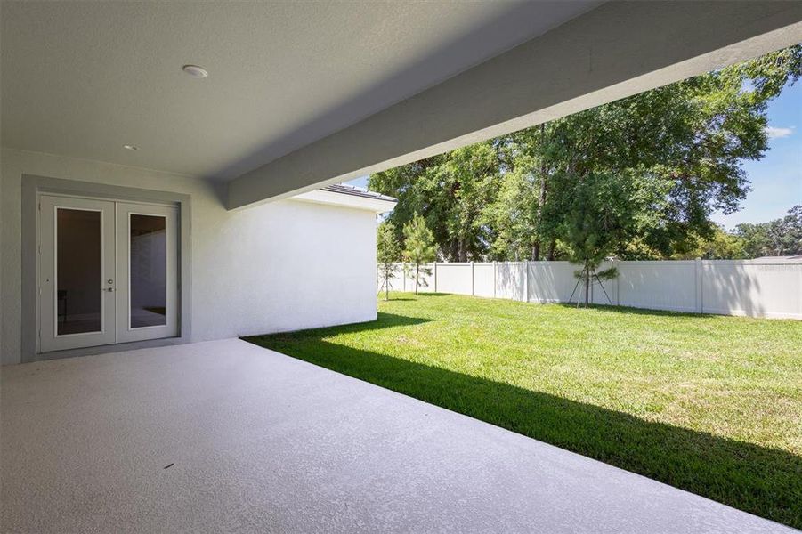 Front exterior of a new home in Crestwood Estates, Valrico, FL, highlighting curb appeal (Image 2). Front exterior of a new home in Crestwood Estates, Valrico, FL, highlighting curb appeal (Image 2).