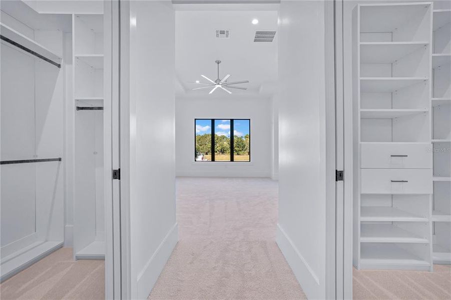 Spacious, unfurnished interior of a new home in , Orlando (Image 54).