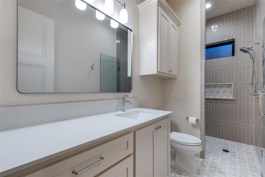 Furnished interior view inside a new home in , Denton (Image 17).