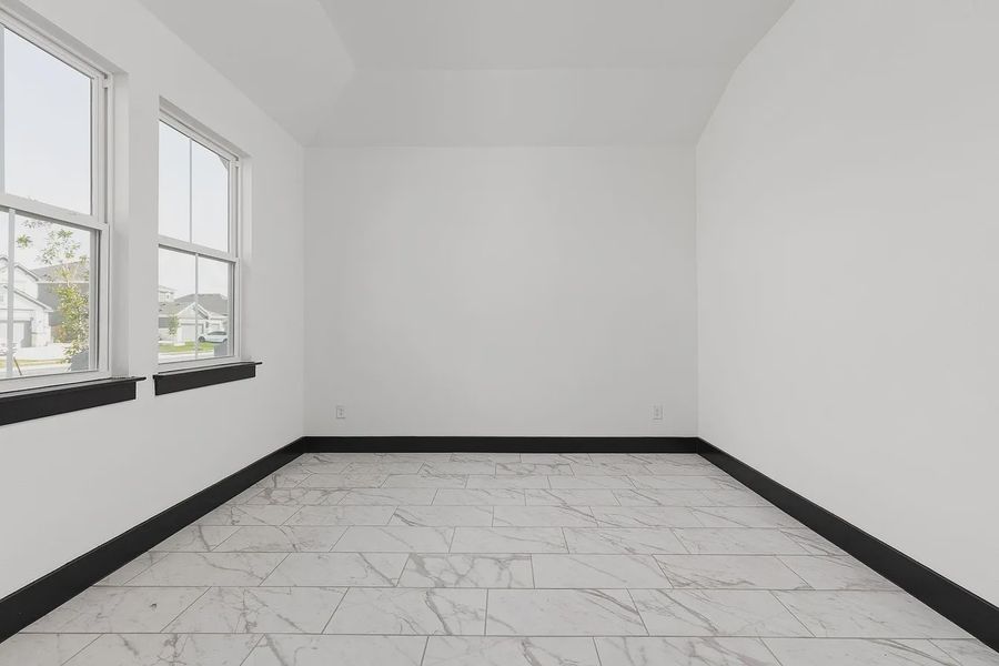 Spacious, unfurnished interior of a new home in Enclave at Cele, Pflugerville (Image 28). Spacious, unfurnished interior of a new home in Enclave at Cele, Pflugerville (Image 28).