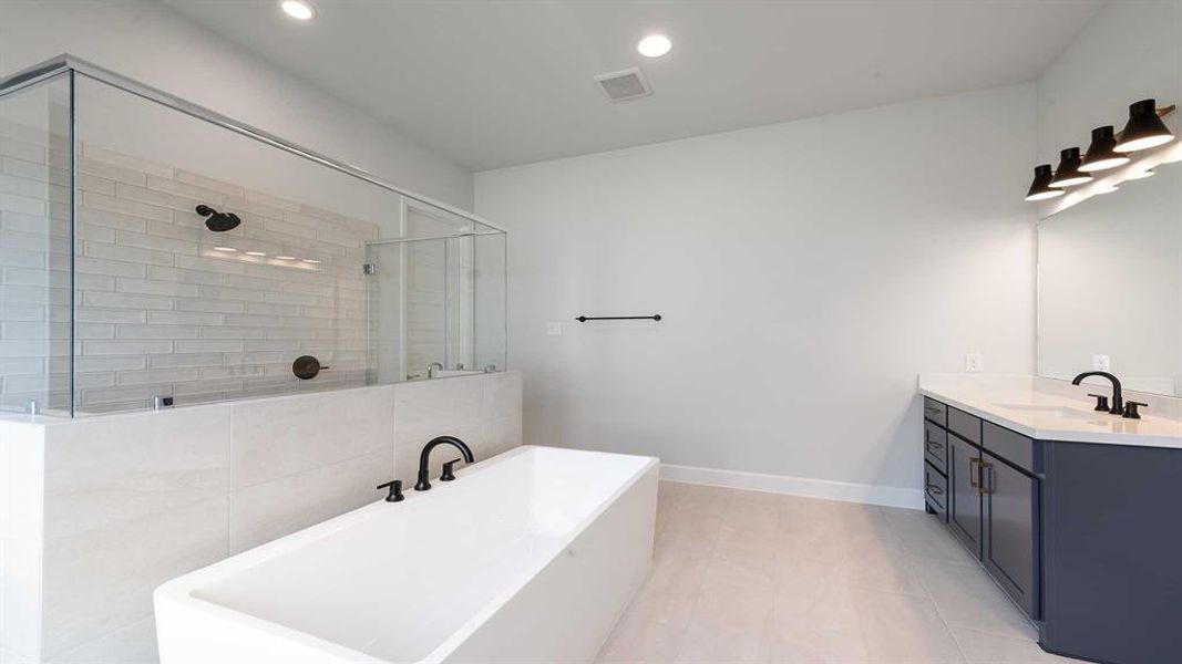 Furnished interior view inside a new home in Somerset Park 80', Rockwall (Image 11). Furnished interior view inside a new home in Somerset Park 80', Rockwall (Image 11).