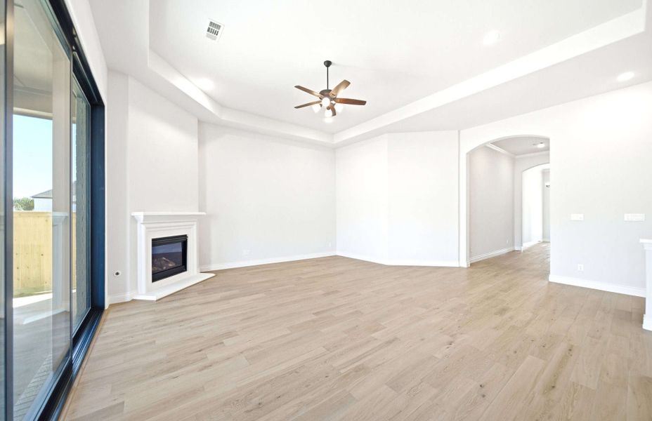 Spacious, unfurnished interior of a new home in Bridgeland 60′, Cypress (Image 23). Spacious, unfurnished interior of a new home in Bridgeland 60′, Cypress (Image 23).