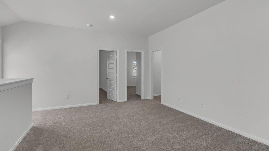 Spacious, unfurnished interior of a new home in Aldine Pines, Houston (Image 22). Spacious, unfurnished interior of a new home in Aldine Pines, Houston (Image 22).