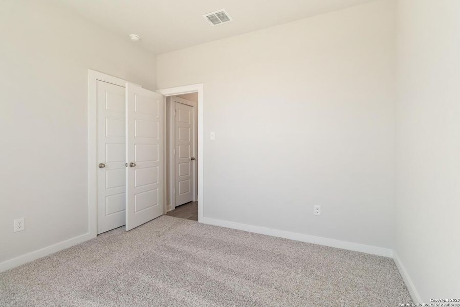 Spacious, unfurnished interior of a new home in Bonita Vista, Pleasanton (Image 11). Spacious, unfurnished interior of a new home in Bonita Vista, Pleasanton (Image 11).