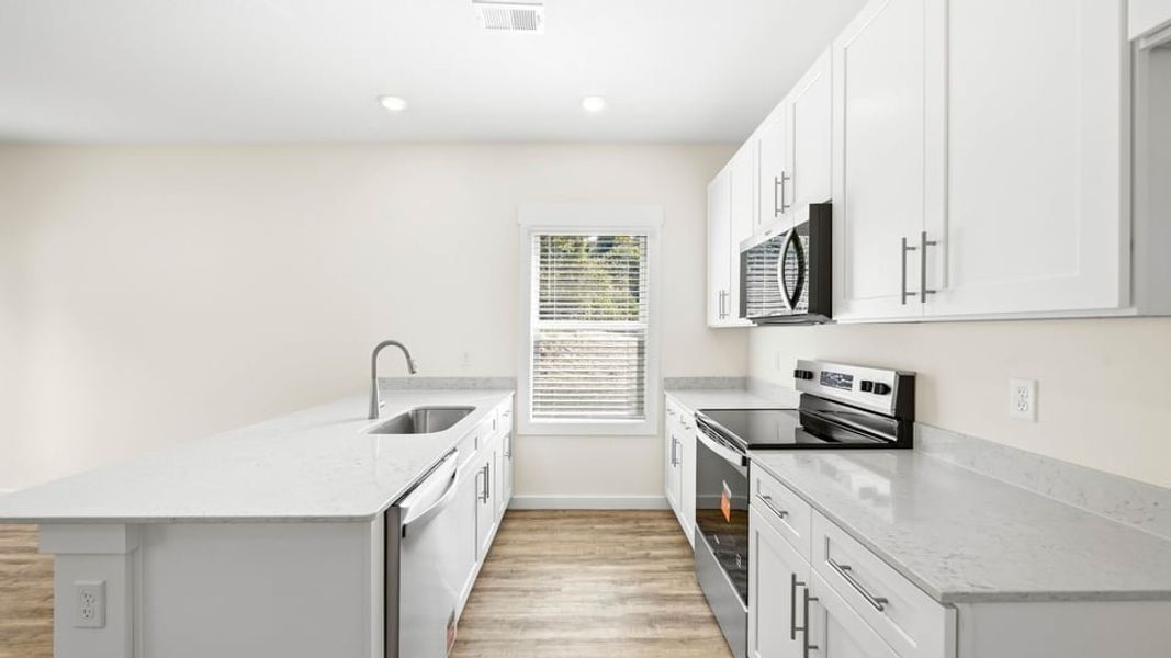 Furnished interior view inside a new home in The Arbor Townhomes, Kingsport (Image 6).
