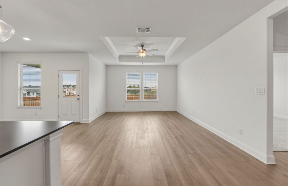 Spacious, unfurnished interior of a new home in Saddleback at Santa Rita Ranch, Liberty Hill (Image 46).