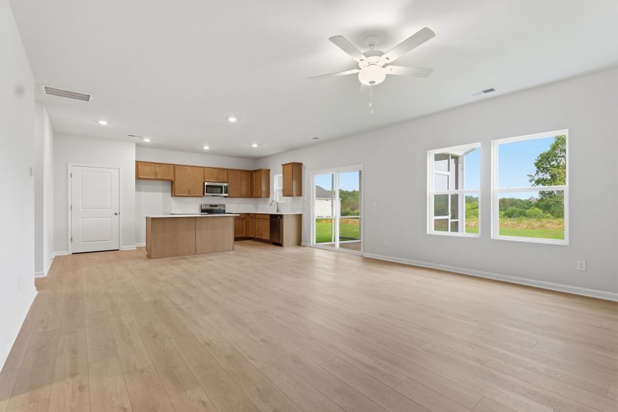 Spacious, unfurnished interior of a new home in Piper Creek, Newton (Image 17). Spacious, unfurnished interior of a new home in Piper Creek, Newton (Image 17).
