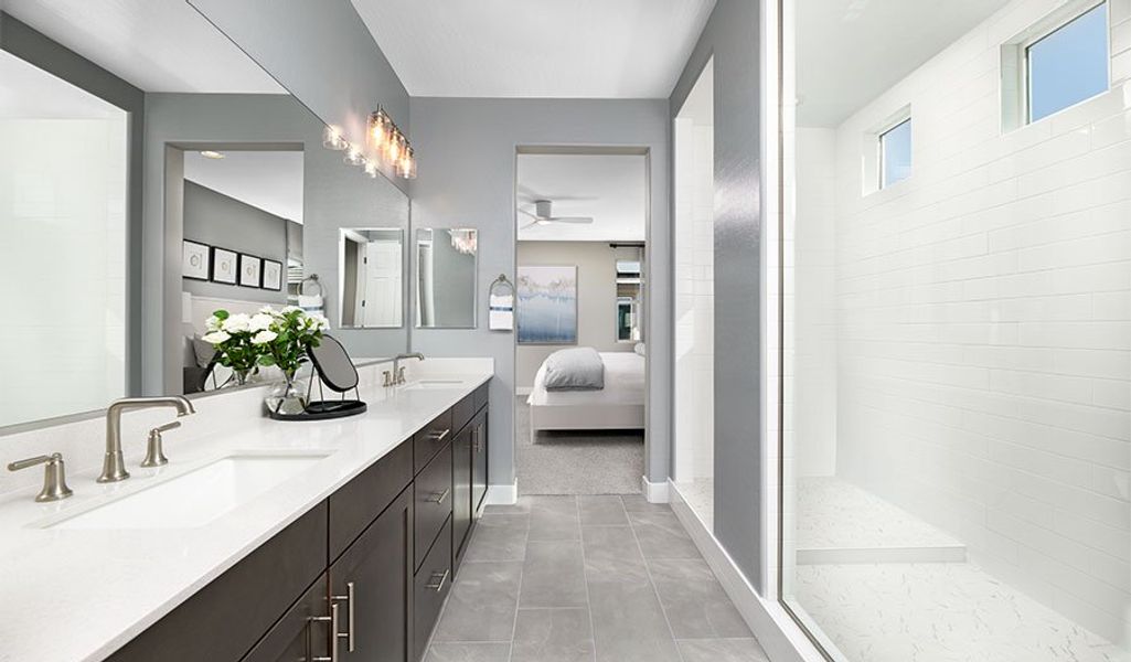 Coronado-L723-Stonehaven Bathroom