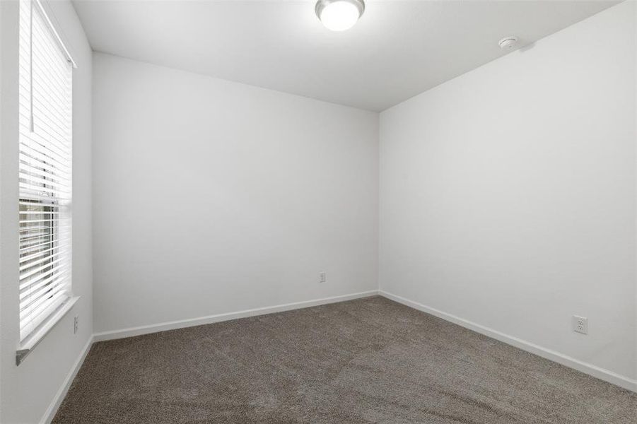 Spacious, unfurnished interior of a new home in Prairie Oaks, Oak Point (Image 30). Spacious, unfurnished interior of a new home in Prairie Oaks, Oak Point (Image 30).