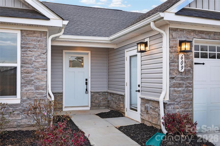 Exterior details and patio area of a home in Basildon, Lancaster (Image 3).