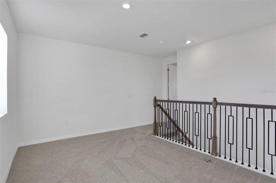 Spacious, unfurnished interior of a new home in Turnleaf, Punta Gorda (Image 39).