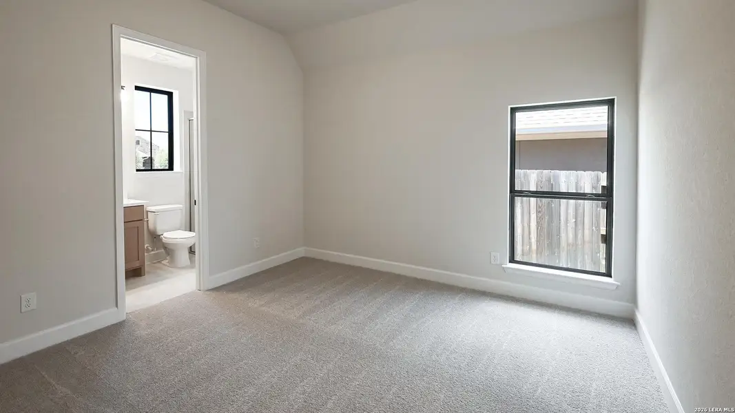 Spacious, unfurnished interior of a new home in Veramendi, New Braunfels (Image 21).
