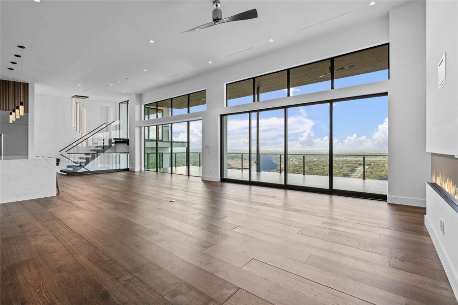 Spacious, unfurnished interior of a new home in , Spicewood (Image 22).
