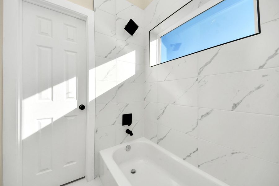 Image 33 of a home in .