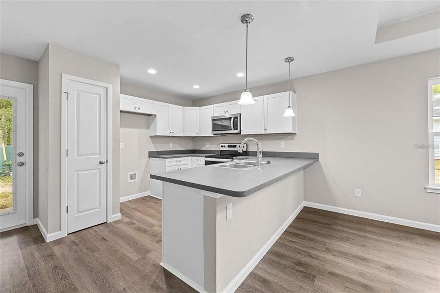 Furnished interior view inside a new home in , Trenton (Image 5).