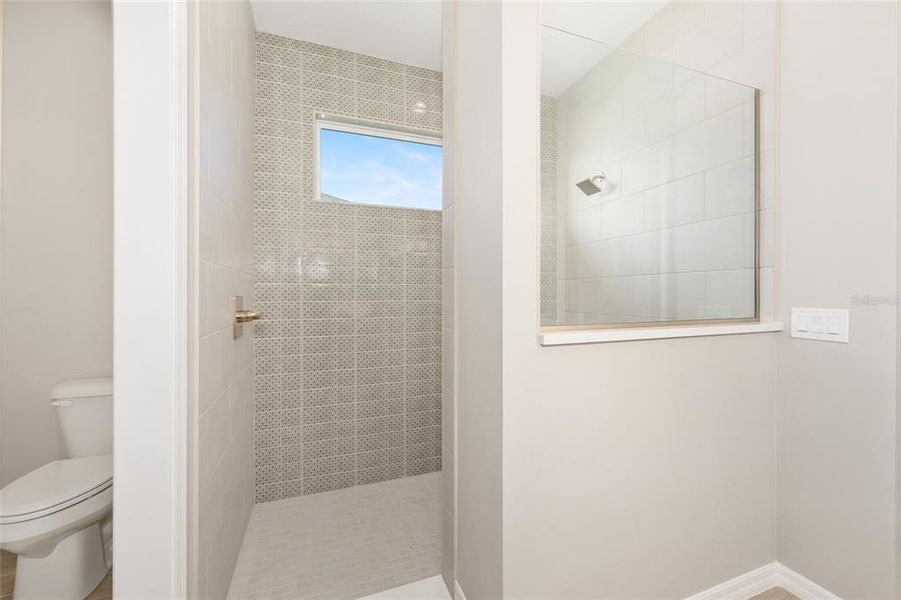 Furnished interior view inside a new home in Evergreen Estates, Ocala (Image 5).