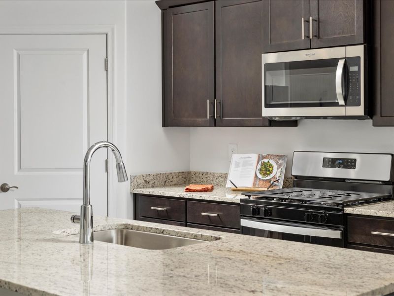 Close-up of interior finishes inside a home in Entrada Del Toro, Sahuarita (Image 16).