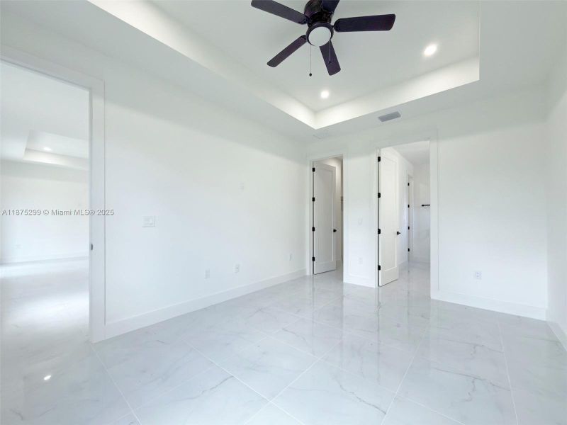 Image 14 of a home in . Image 14 of a home in .