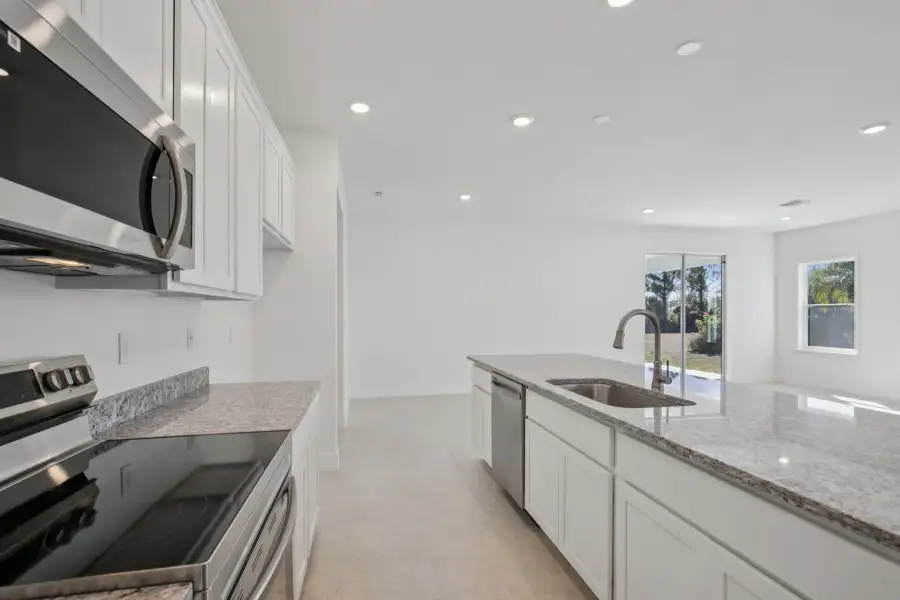 Representative furnished interior of a home built from the Melody by Maronda Homes in Englewood, Port Charlotte (Image 6).