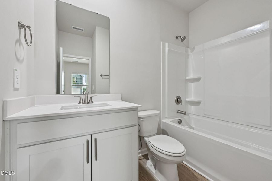 22-web-or-mls-Raleigh - River Glen - 719