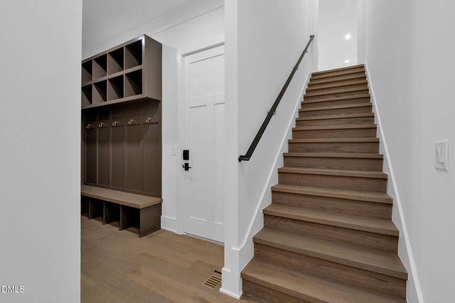 27-web-or-mls-untitled-28 (2) 27-web-or-mls-untitled-28 (2)