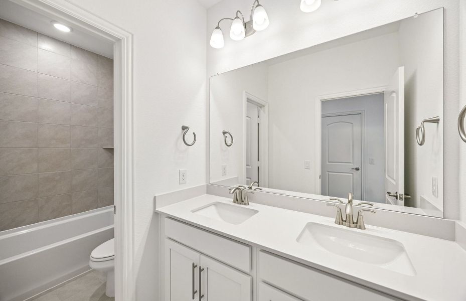 Furnished interior view inside a new home in Creekview Meadows, Pilot Point (Image 5).