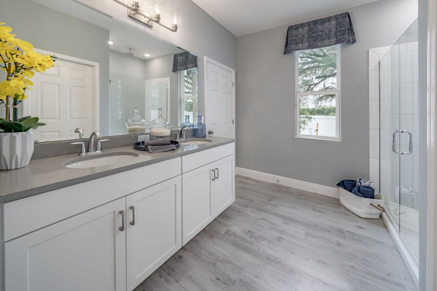 Primary Bathroom | Miles | New Homes in Florida | Landsea Homes