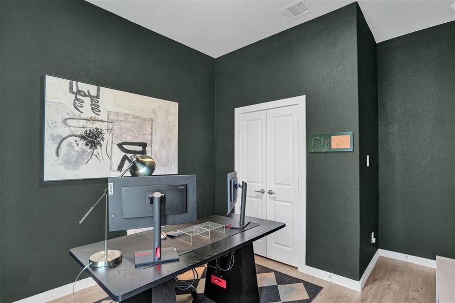 Furnished interior view inside a new home in , Richardson (Image 7). Furnished interior view inside a new home in , Richardson (Image 7).