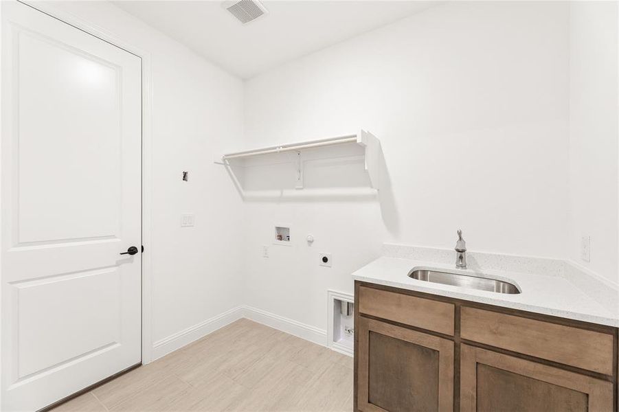 Furnished interior view inside a new home in Stone River Glen 60s, Royse City (Image 6).