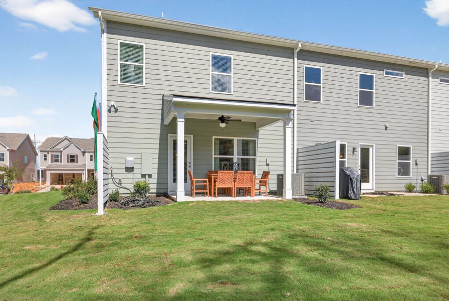 The Ellison II - Optional Covered Patio