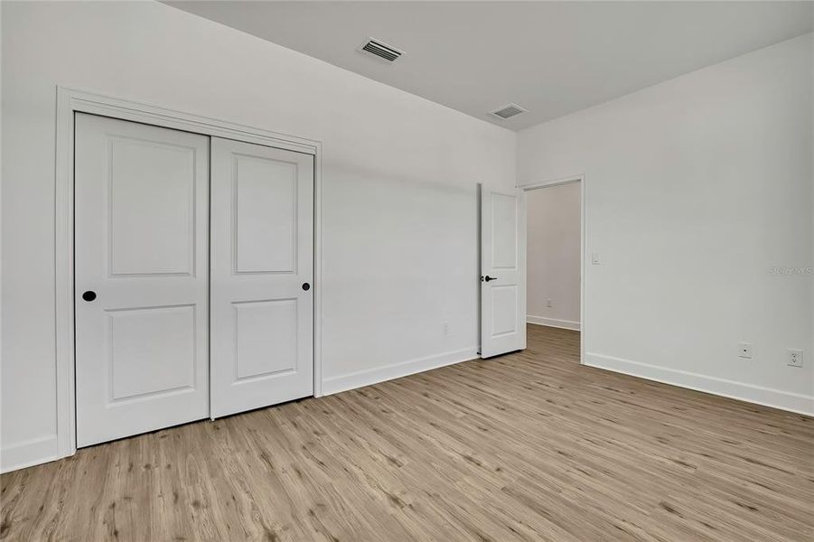 Spacious, unfurnished interior of a new home in , Brooksville (Image 43).