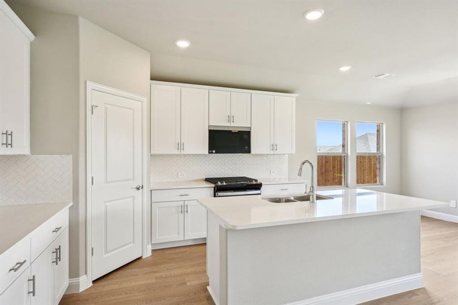 Photo is not of the actual home, but is an inspirational photo of builder’s model home and may depict options, furnishings, and/or decorator features that are not included. Photo is not of the actual home, but is an inspirational photo of builder’s model home and may depict options, furnishings, and/or decorator features that are not included.