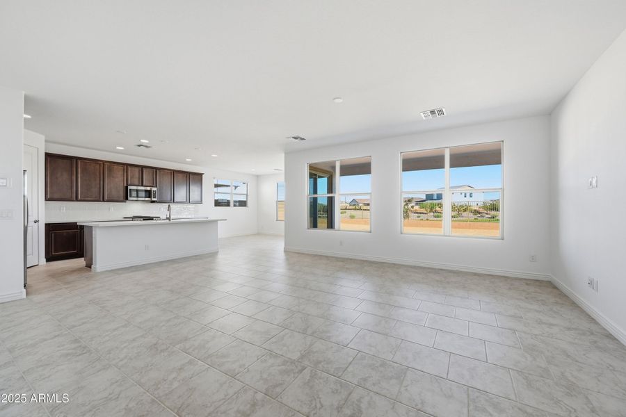 17080 W Hackamore Drive ~ Ready Now! 17080 W Hackamore Drive ~ Ready Now!