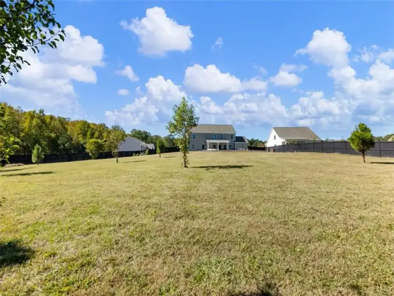 Natural landscape and outdoor views near Joel's Landing in Monroe (Image 57).