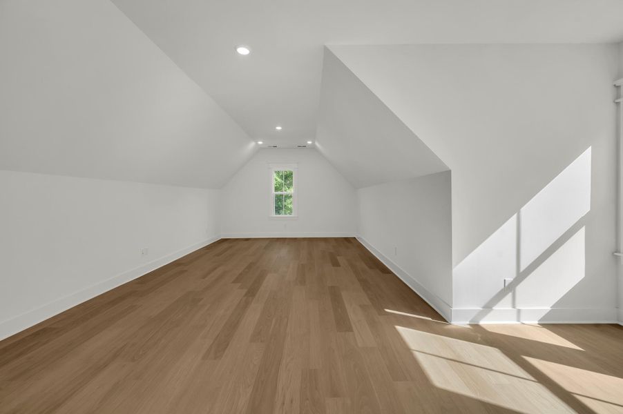 Spacious, unfurnished interior of a new home in Dorchester County Homes, Ridgeville (Image 18).