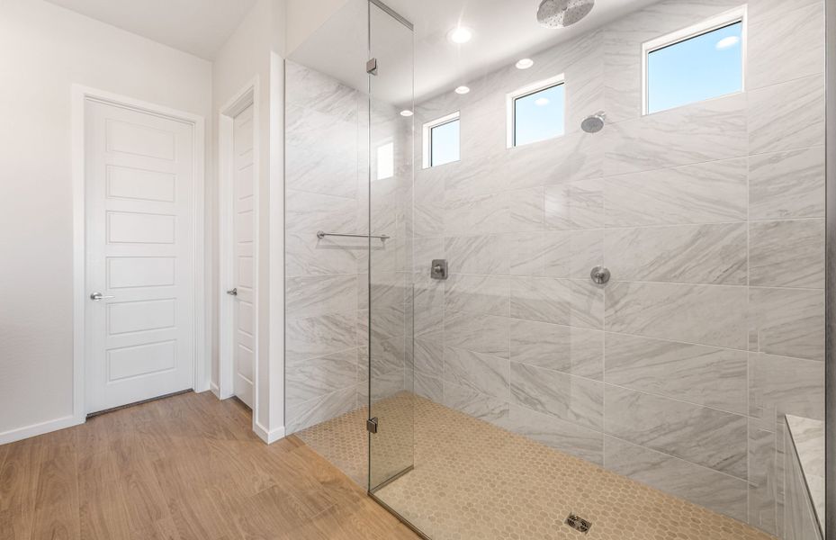 Spacious, unfurnished interior of a new home in Soleo, San Tan Valley (Image 22).