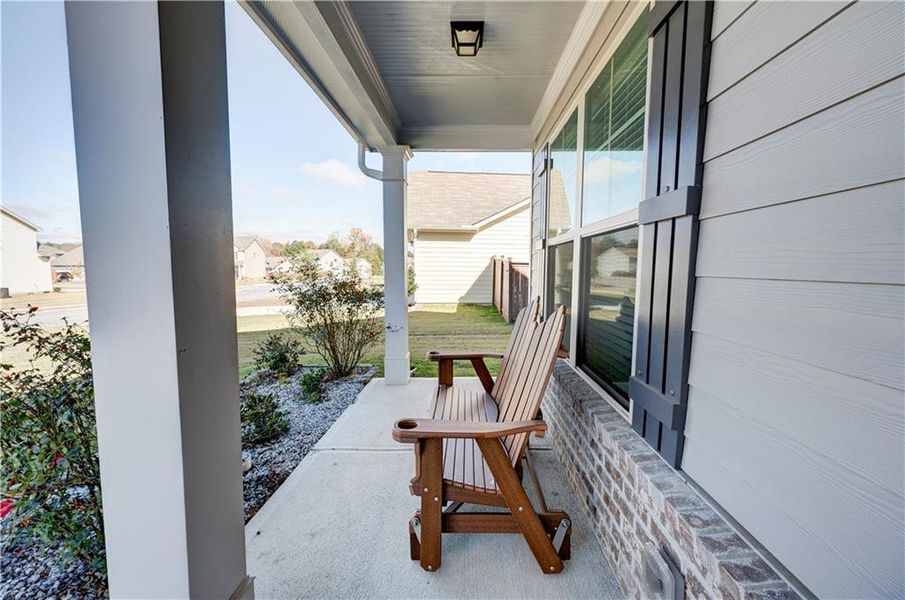 Exterior details and patio area of a home in , Calhoun (Image 4).