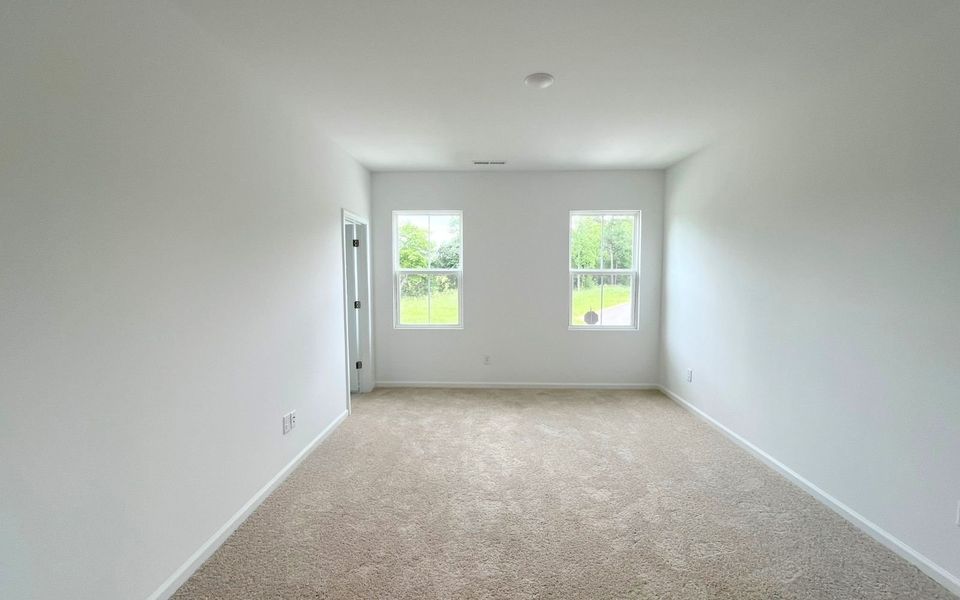 Spacious, unfurnished interior of a new home in Wendell Falls, Wendell (Image 14).