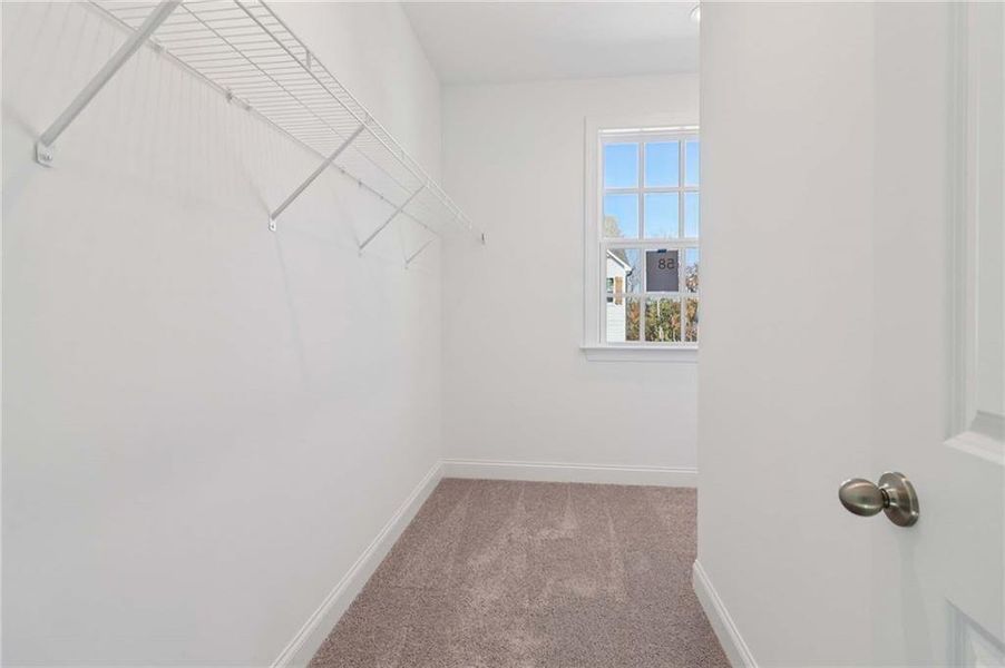 Spacious, unfurnished interior of a new home in East Harbor II at Chestatee, Dawsonville (Image 48).