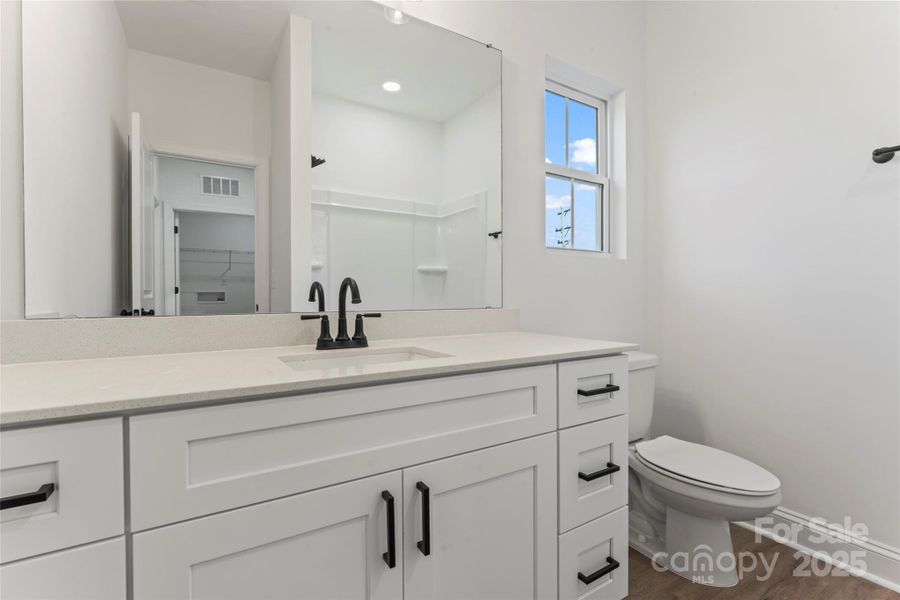 Furnished interior view inside a new home in , Harrisburg (Image 6).