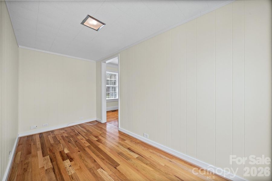 Spacious, unfurnished interior of a new home in , York (Image 13).