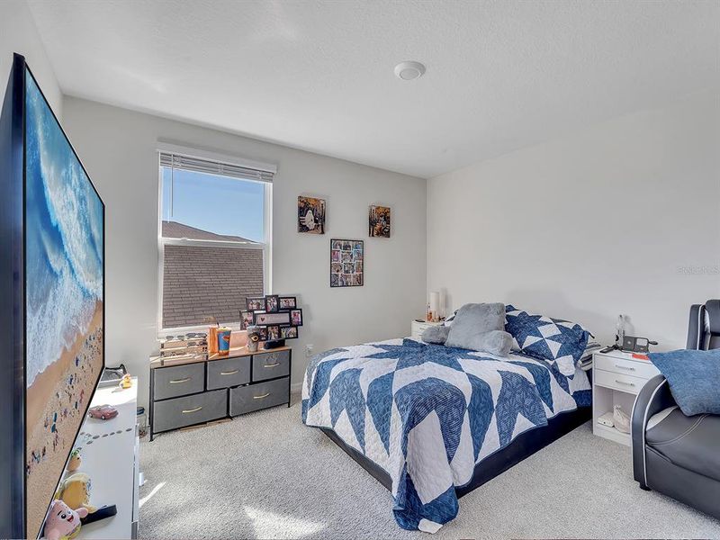 Furnished interior view inside a new home in Evergreen, Bradenton (Image 11).