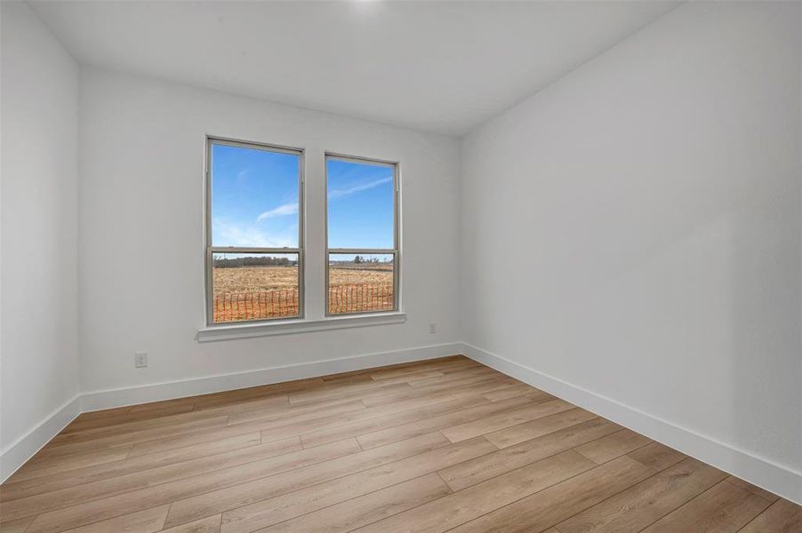 Spacious, unfurnished interior of a new home in Lily Creek at Sutton Fields, Aubrey (Image 38).