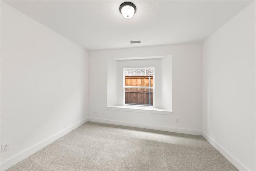 Spacious, unfurnished interior of a new home in Inspiration, Lucas (Image 23).